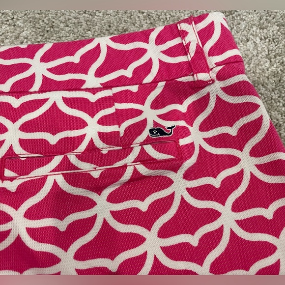 Vineyard Vines shorts size 2 - Picture 3 of 4